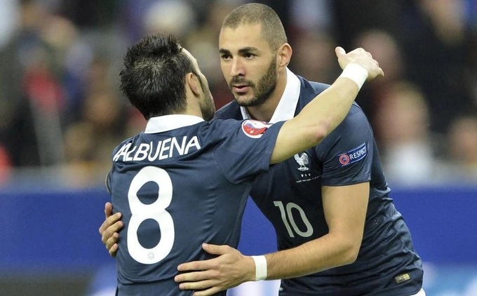 Benzema từng là bạn thân của Valbuena ở ĐT Pháp