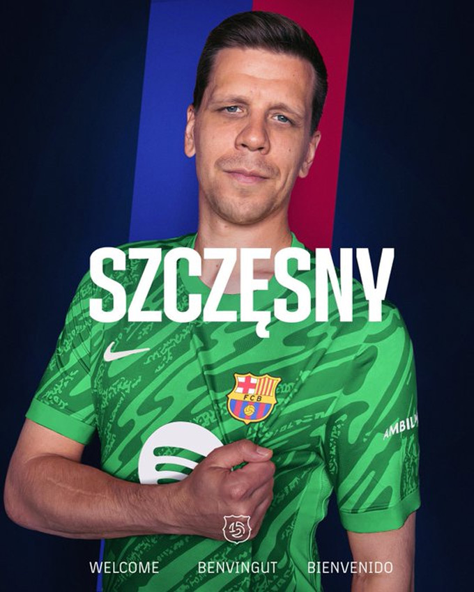 Szczesny sẽ khoác áo Barca trong 1 năm